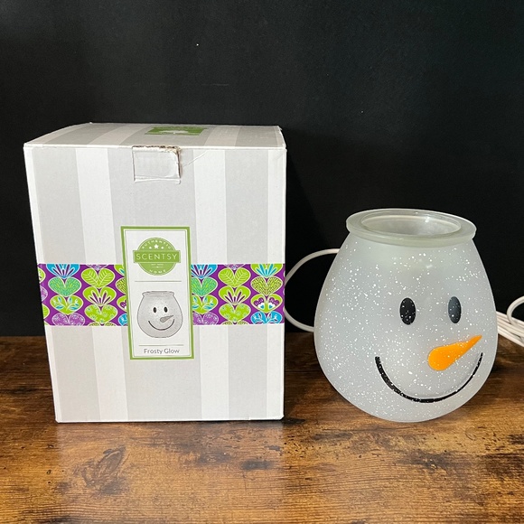 Scentsy Other - SCENTSY Frosty Glow Scentsy Warmer